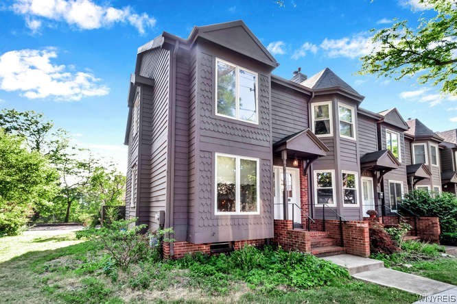407 Broadway Rochester, NY 14607 - Photo 1 of 1