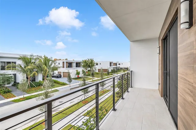 $20,000 | 16699 Botaniko Drive North, Weston, FL 33326