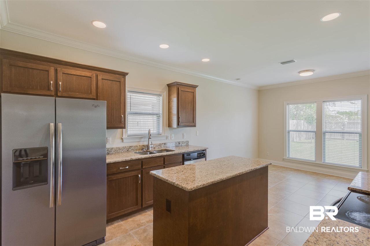 8604 Rosedown Lane Daphne, AL 36526 - Photo 9 of 42