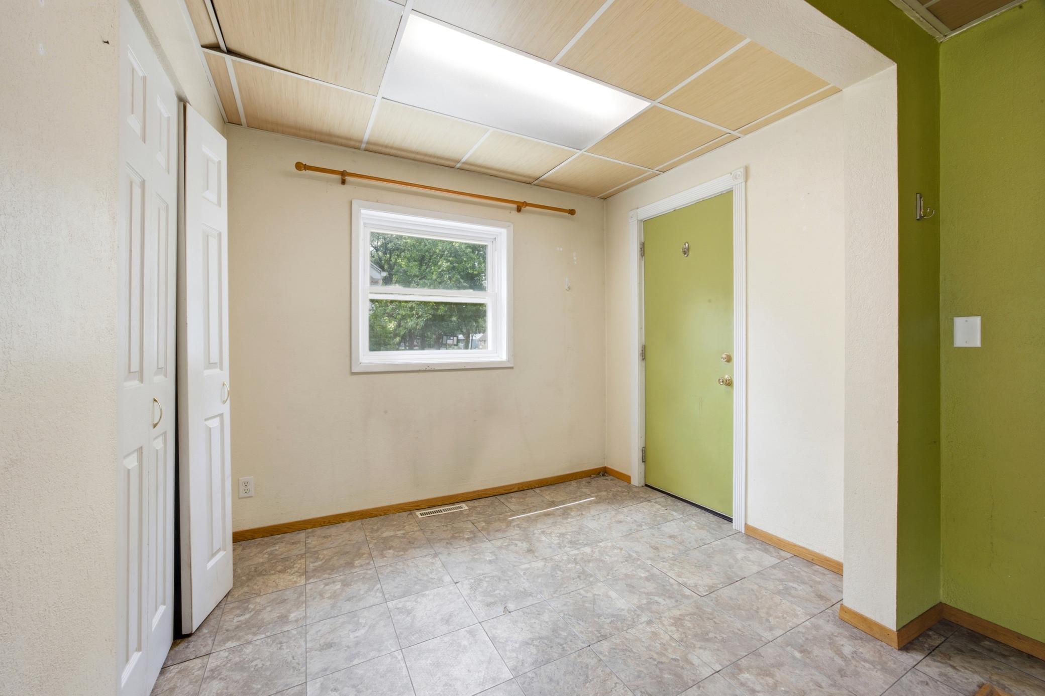 1306 18th Street South Fargo, ND 58103 - Photo 4 of 26