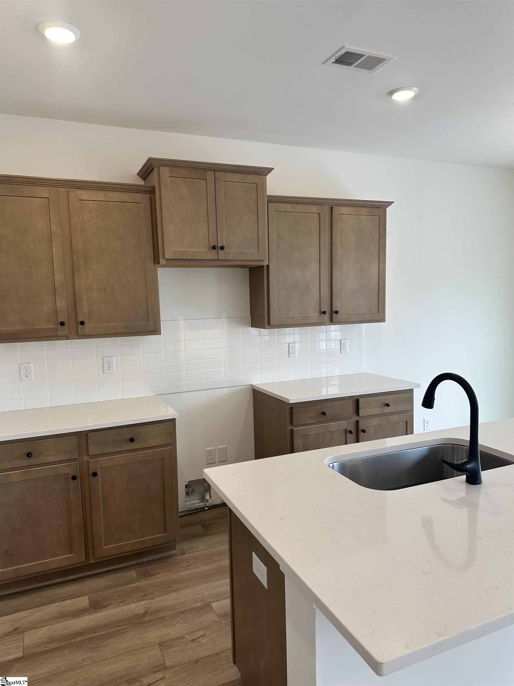 240 Brown Circle Easley, SC 29642 - Photo 6 of 9