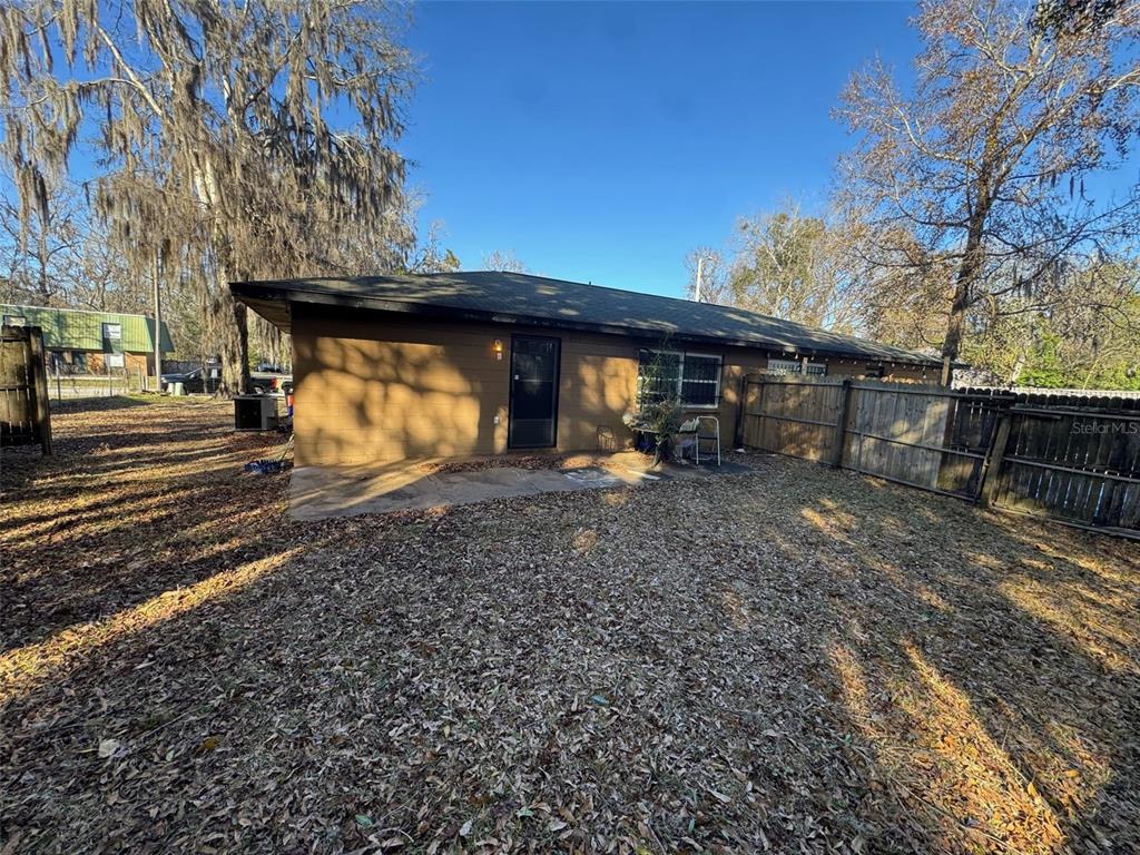 6025 Southwest 11th Place Gainesville, FL 32607 - Photo 10 of 23