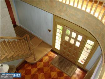 933 Croton Road Wayne, PA 19087 - Photo 4 of 21 Foyer