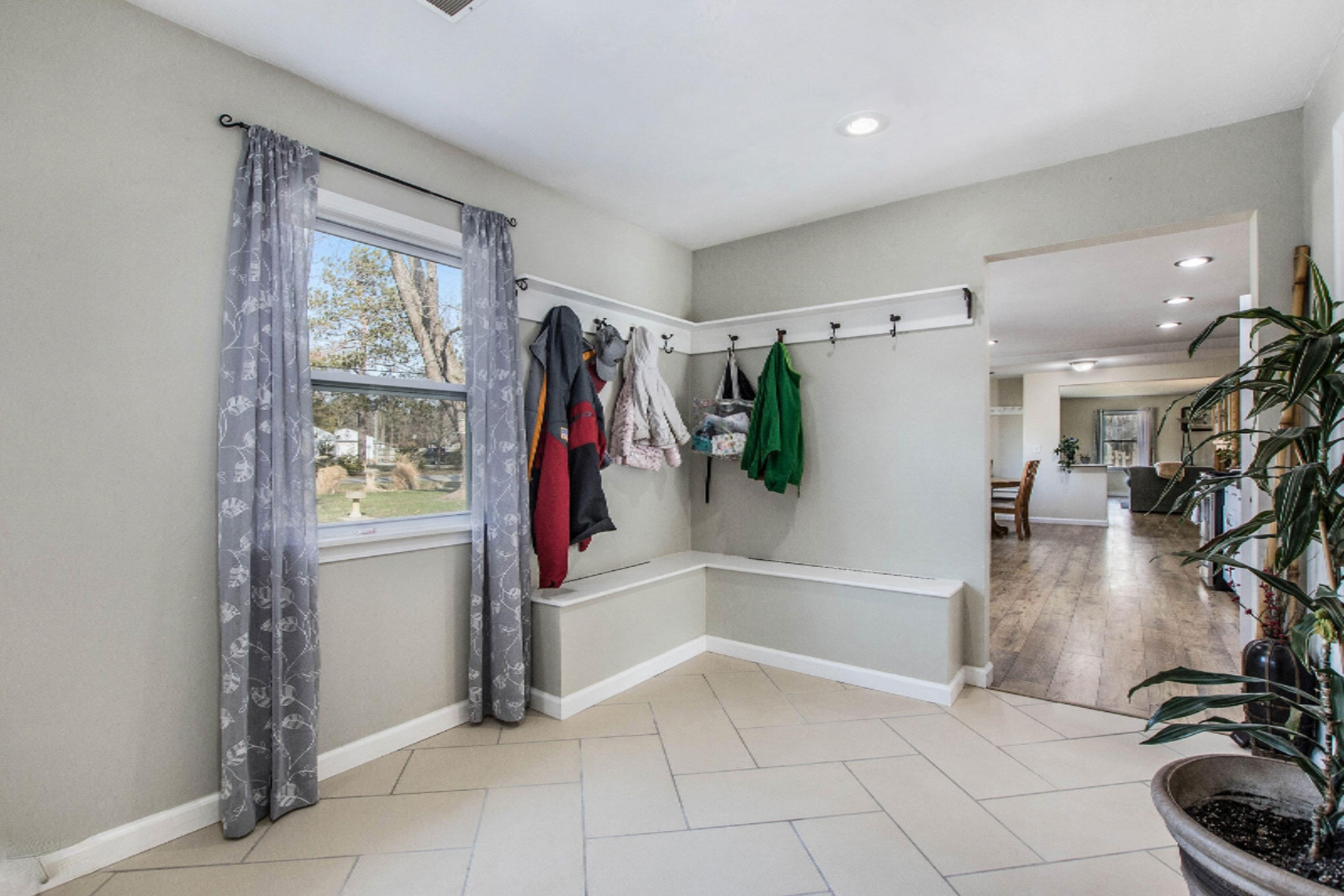 788 North Peterson Road Muskegon, MI 49445 - Photo 6 of 25 IMG_7838