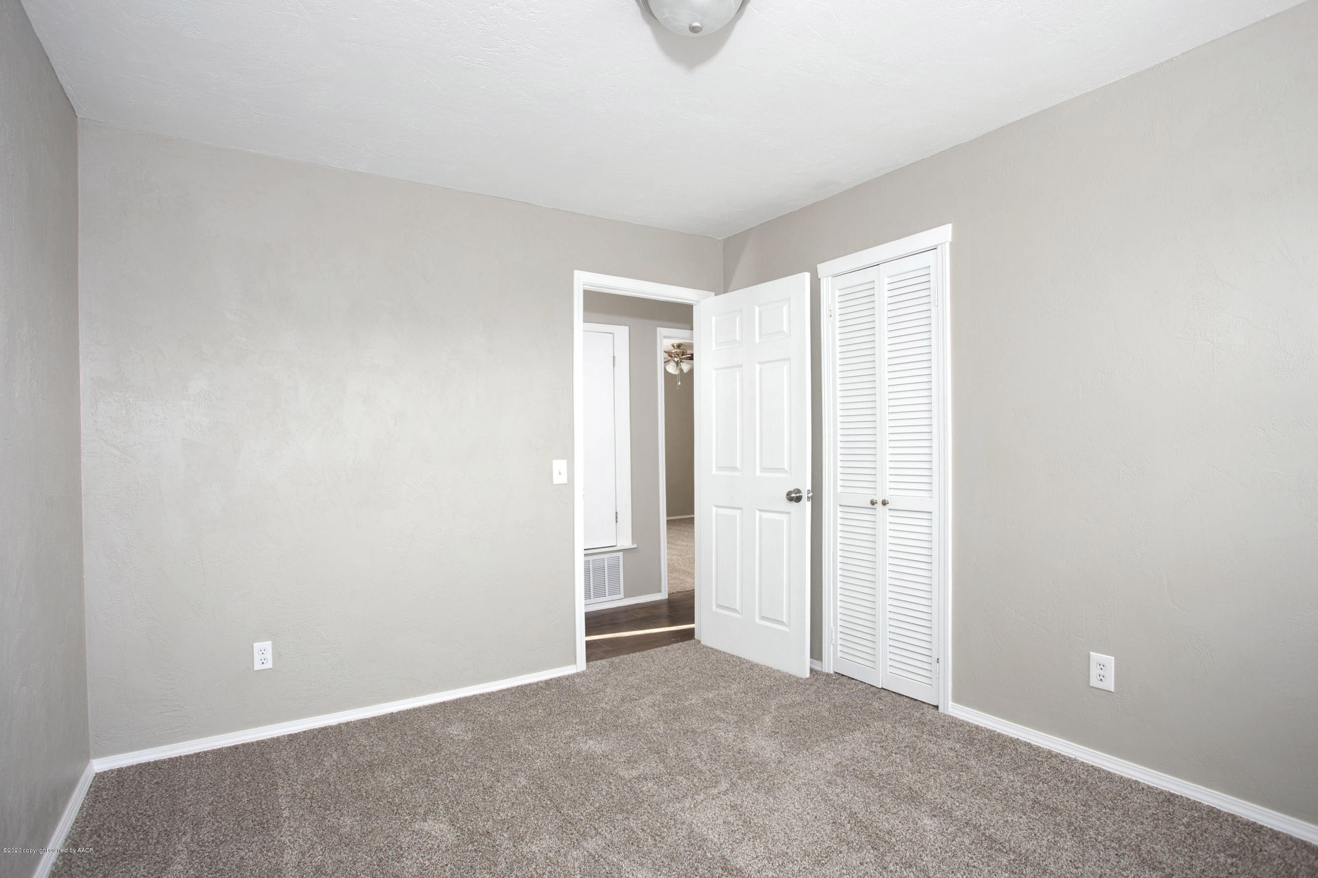 6302 Rutgers Street Amarillo, TX 79109 - Photo 12 of 23 Bedroom 3