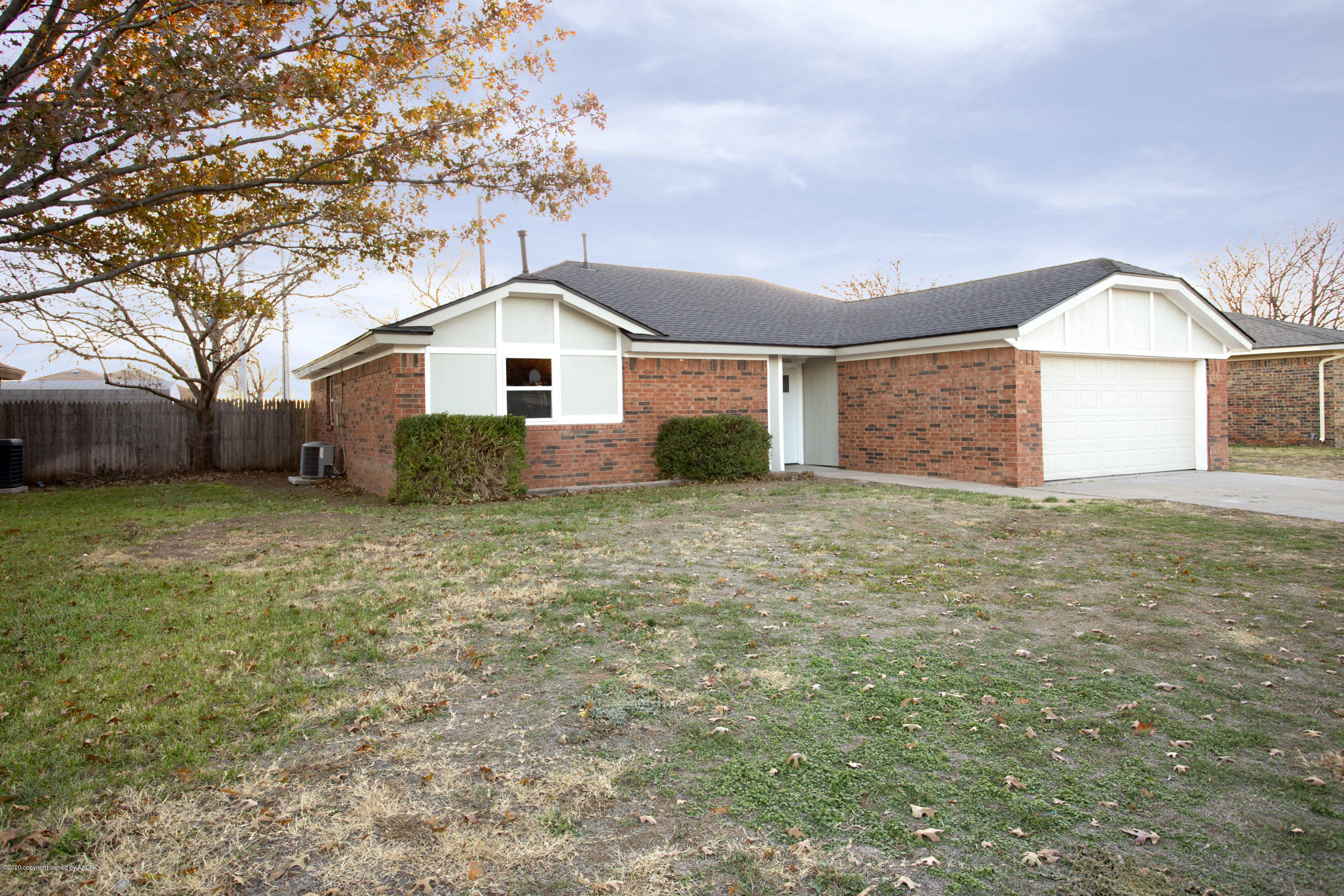 6302 Rutgers Street Amarillo, TX 79109 - Photo 22 of 23 Front of home