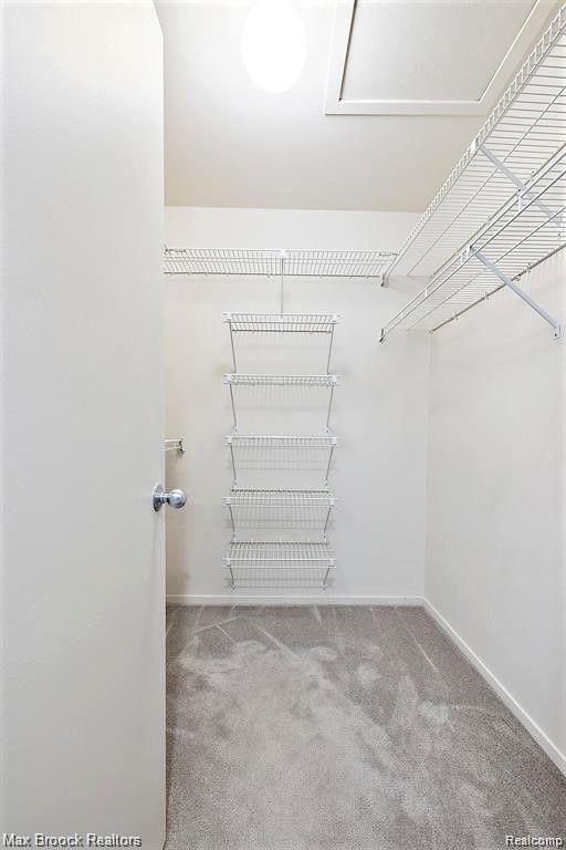 6700 Ridgefield Circle, Unit 204 West Bloomfield, MI 48322 - Photo 11 of 15