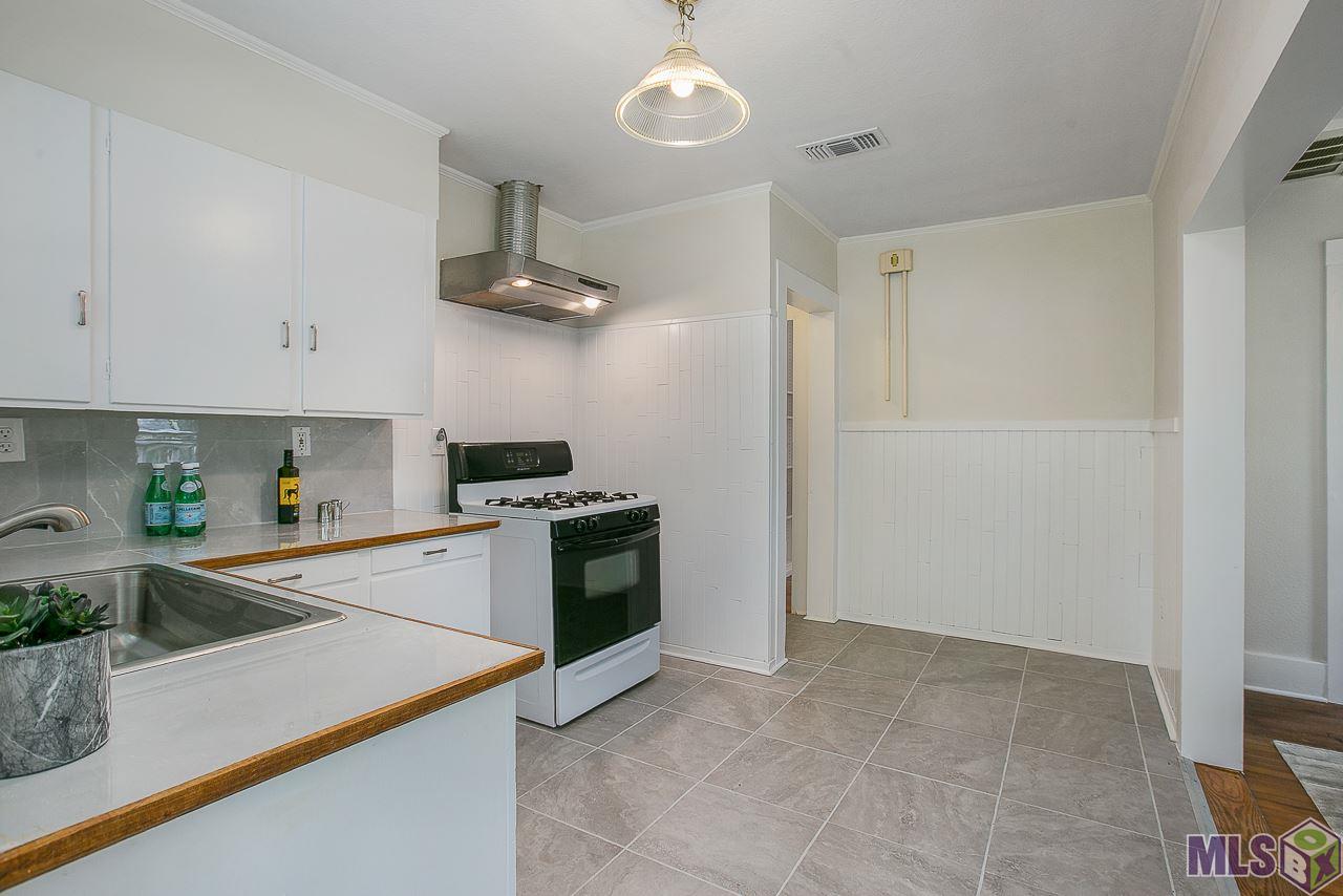 624 Edison Street Baton Rouge, LA 70806 - Photo 8 of 21 Kitchen