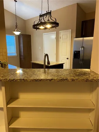 $1,875 | 6303 Weeks Cove, Austin, TX 78727