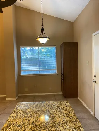 $1,875 | 6303 Weeks Cove, Austin, TX 78727
