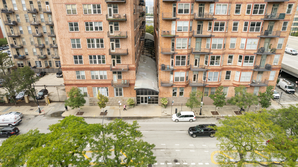 500 South Clinton Street, Unit 811 Chicago, IL 60607 - Photo 34 of 36 Gallery Image 34