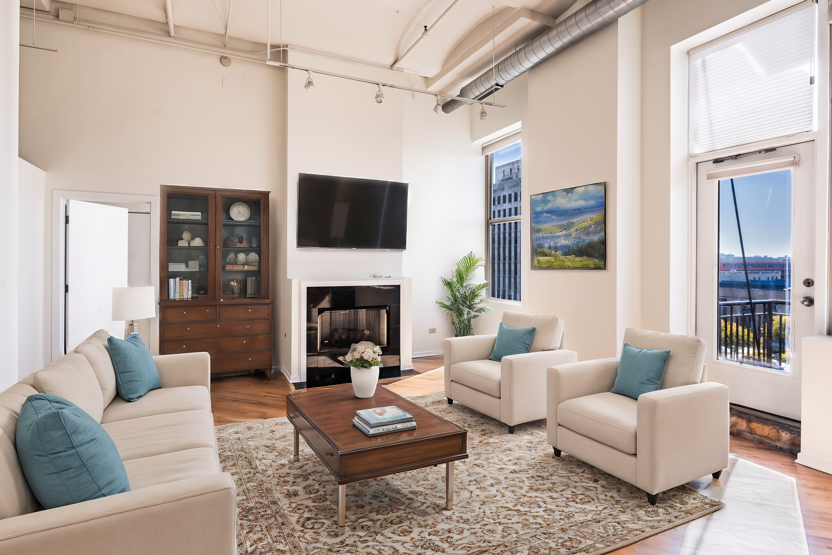 500 South Clinton Street, Unit 811 Chicago, IL 60607 - Photo 5 of 36 Gallery Image 5