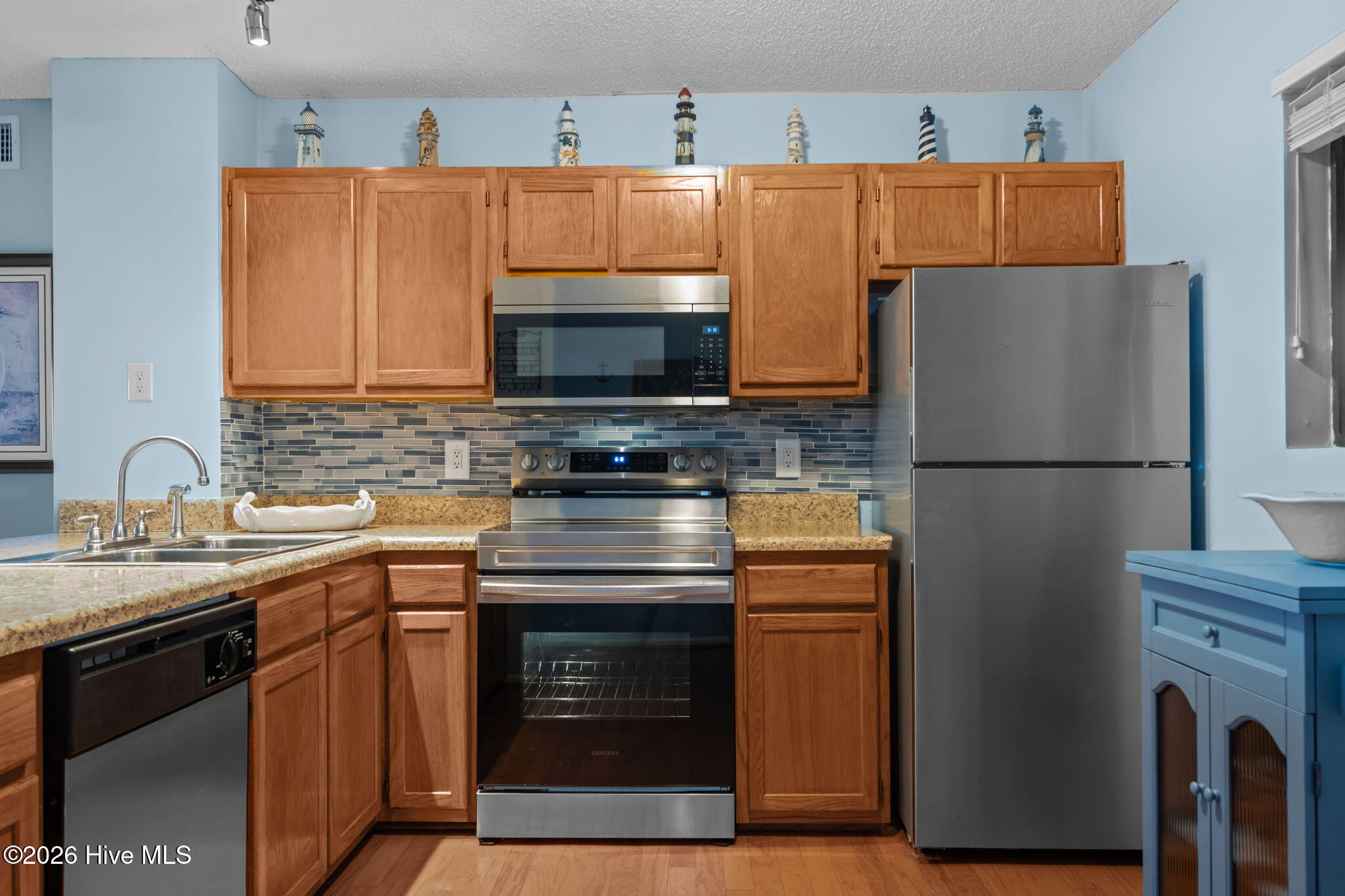 1840 New River Inlet Road, Unit 2308 North Topsail Beach, NC 28460 - Photo 17 of 44 Kitchen