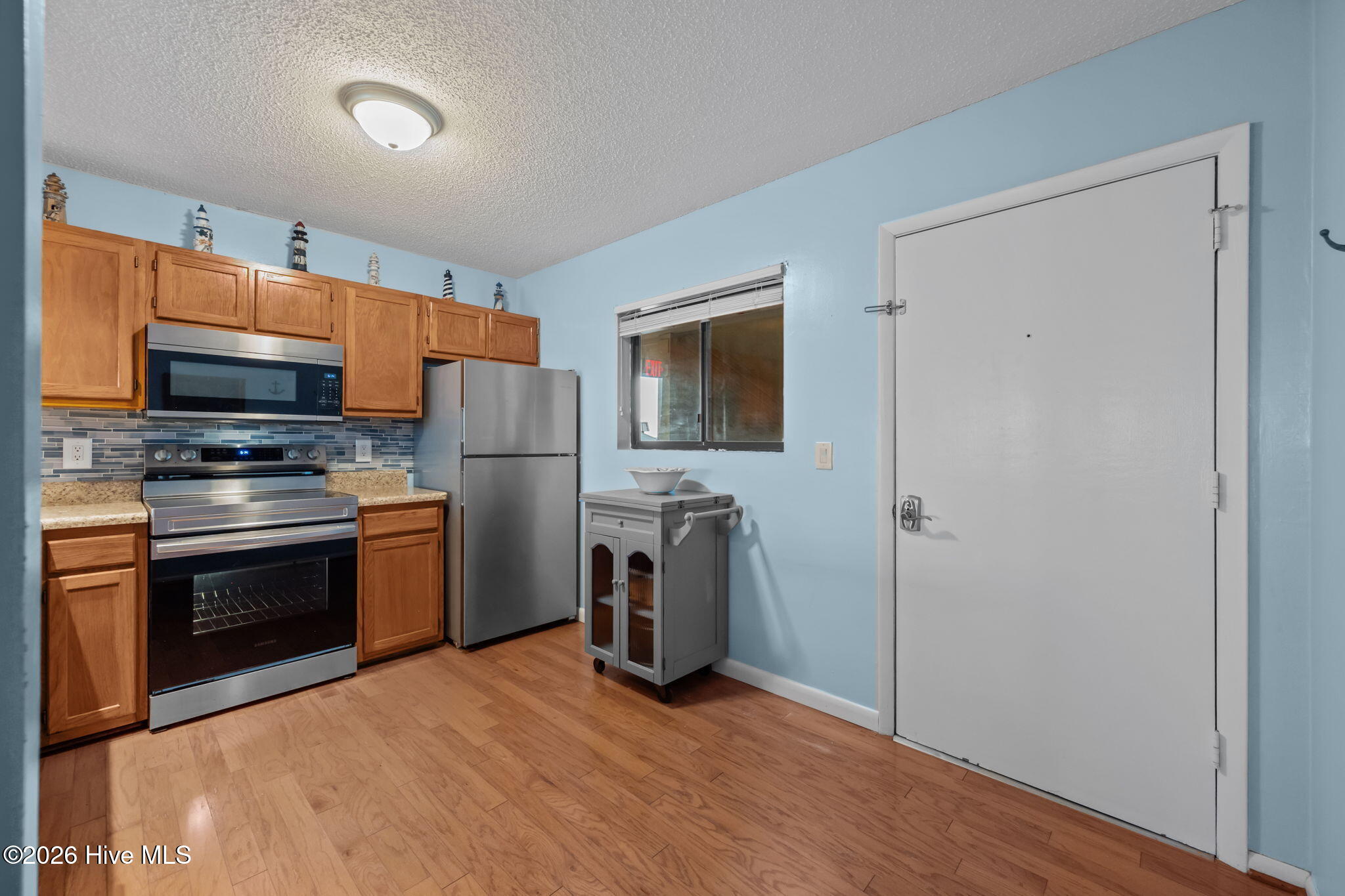 1840 New River Inlet Road, Unit 2308 North Topsail Beach, NC 28460 - Photo 19 of 44 Kitchen
