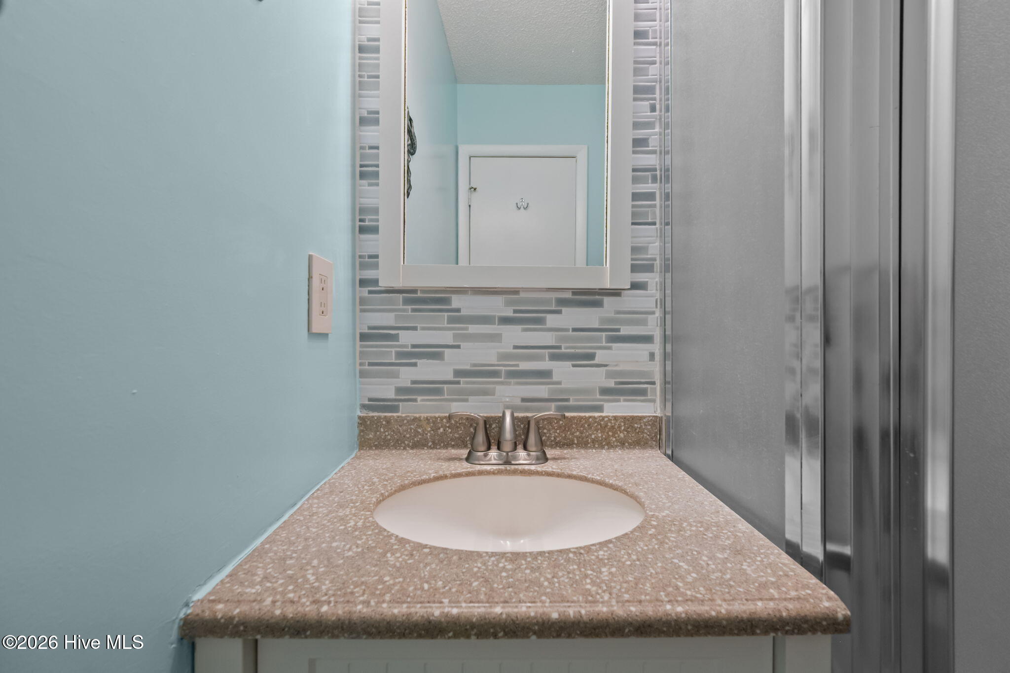 1840 New River Inlet Road, Unit 2308 North Topsail Beach, NC 28460 - Photo 27 of 44 Master Bath