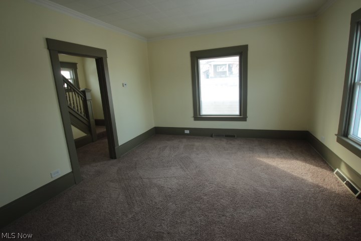 54 Center Street Struthers, OH 44471 - Photo 7 of 32