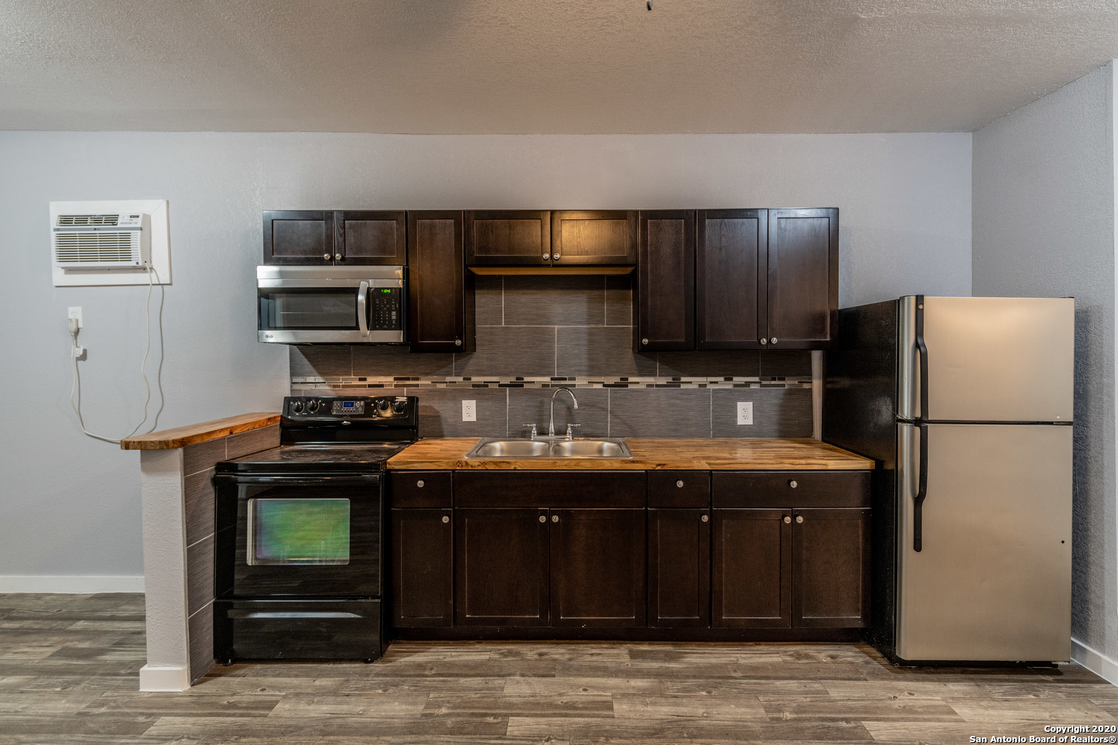 2305 Pinn Road, Unit 6 San Antonio, TX 78227 - Photo 3 of 7
