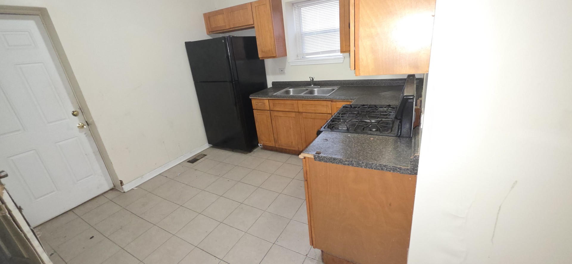 7133 South Normal Boulevard Chicago, IL 60621 - Photo 13 of 28 Gallery Image 13