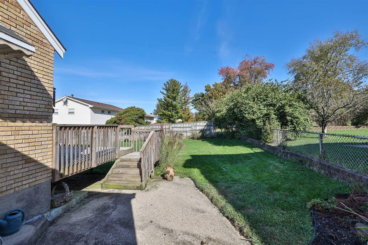 5962 Lawrence Road Cincinnati, OH 45248 - Photo 33 of 43