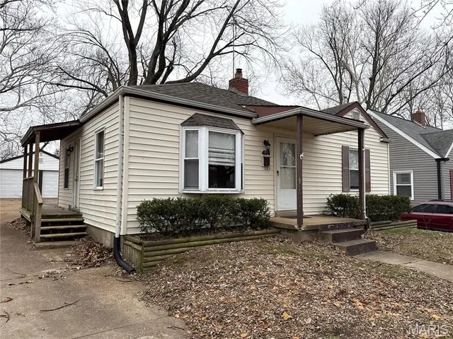 $99,000 | 414 Superior Drive, Ferguson, MO 63135
