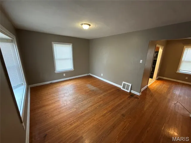 $89,000 | 414 Superior Drive, Ferguson, MO 63135