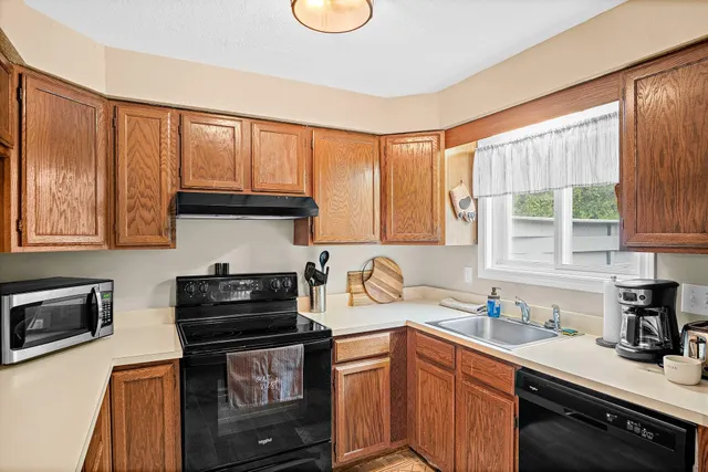 $424,900 | 14 Monroe Drive, Unit 92, Lincoln, NH 03251