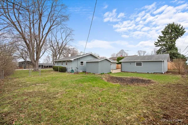 $359,900 | 3717 West Ellen Road, McHenry, IL 60050