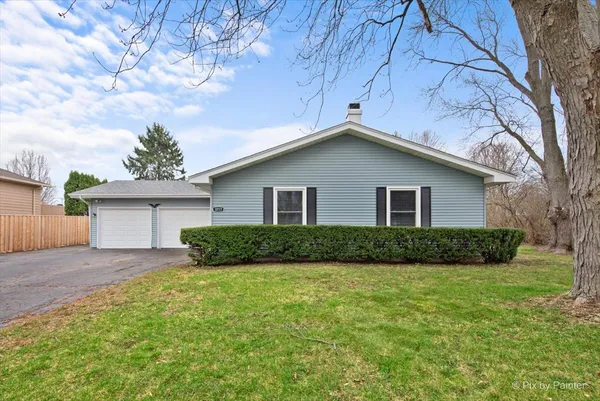 $359,900 | 3717 West Ellen Road, McHenry, IL 60050