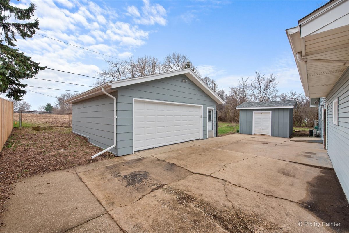 3717 West Ellen Road McHenry, IL 60050 - Photo 3 of 16