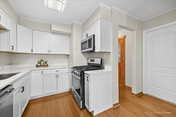 $359,900 | 3717 West Ellen Road, McHenry, IL 60050