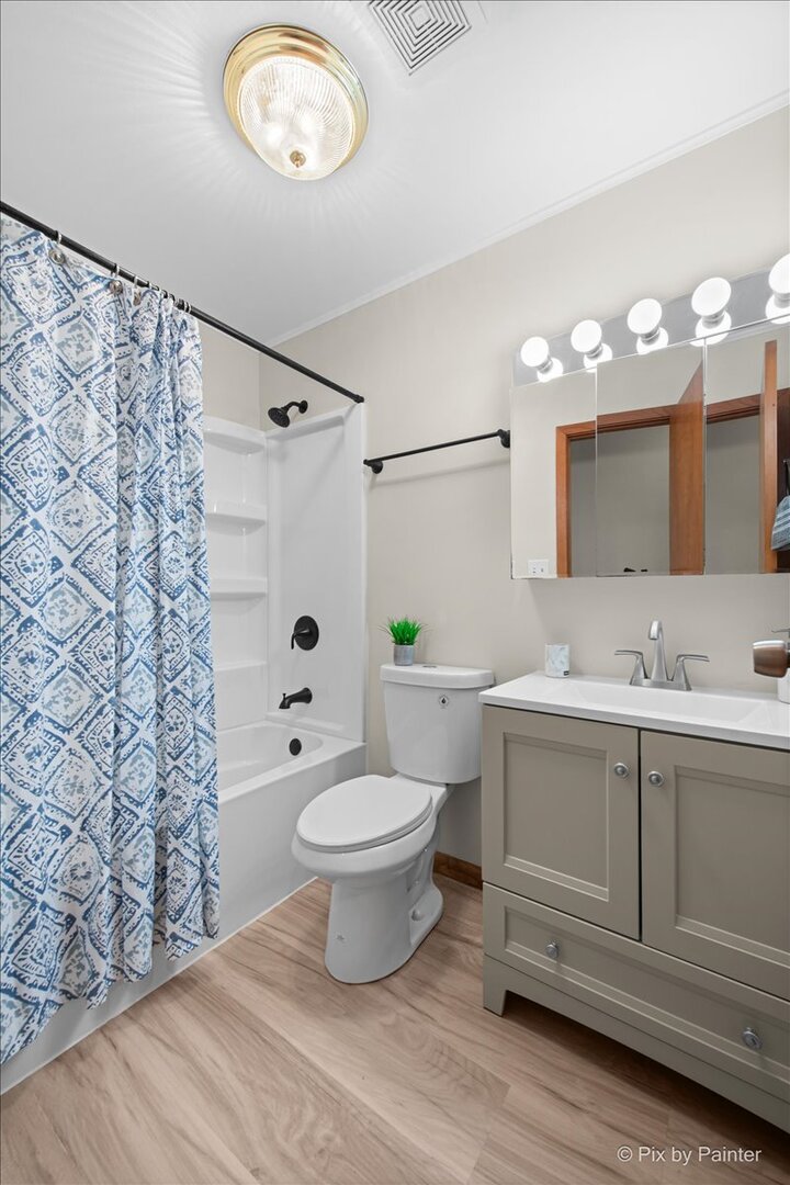 3717 West Ellen Road McHenry, IL 60050 - Photo 9 of 16