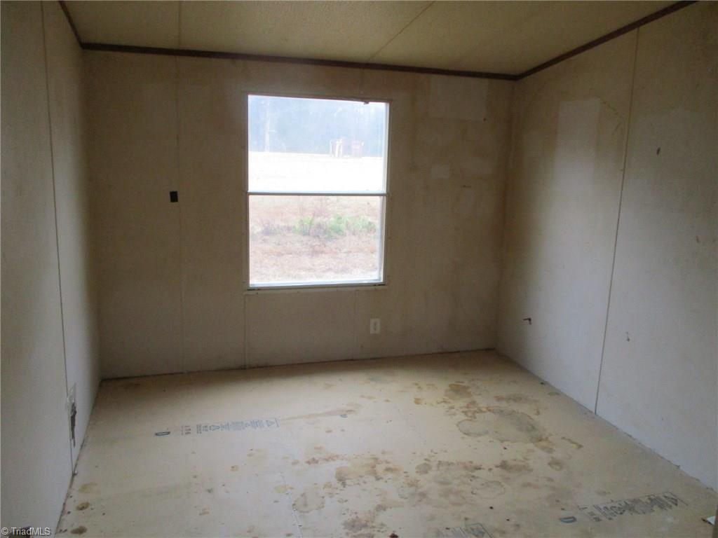 5011 Foster Road Providence, NC 27315 - Photo 6 of 13 Gallery Image 6