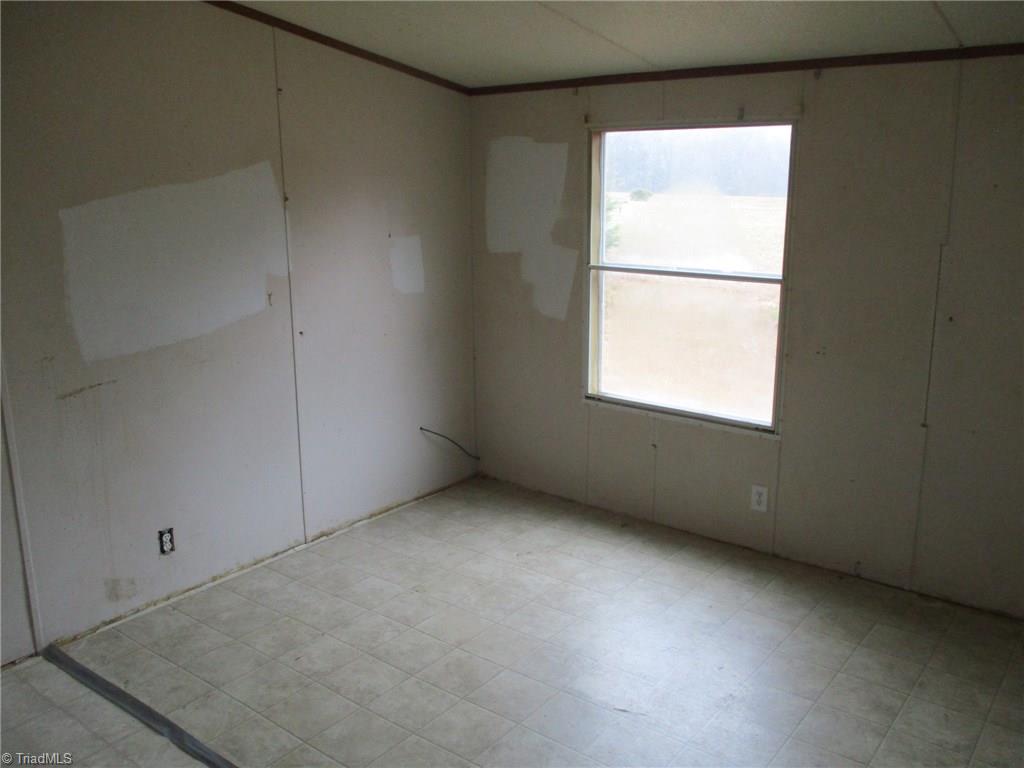 5011 Foster Road Providence, NC 27315 - Photo 7 of 13 Gallery Image 7