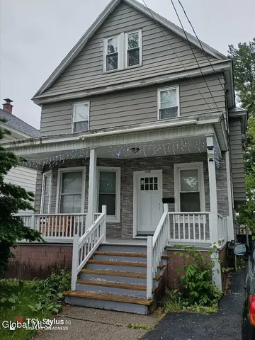 $299,900 | 1318 Alden Place, Unit 1318, Schenectady, NY 12308