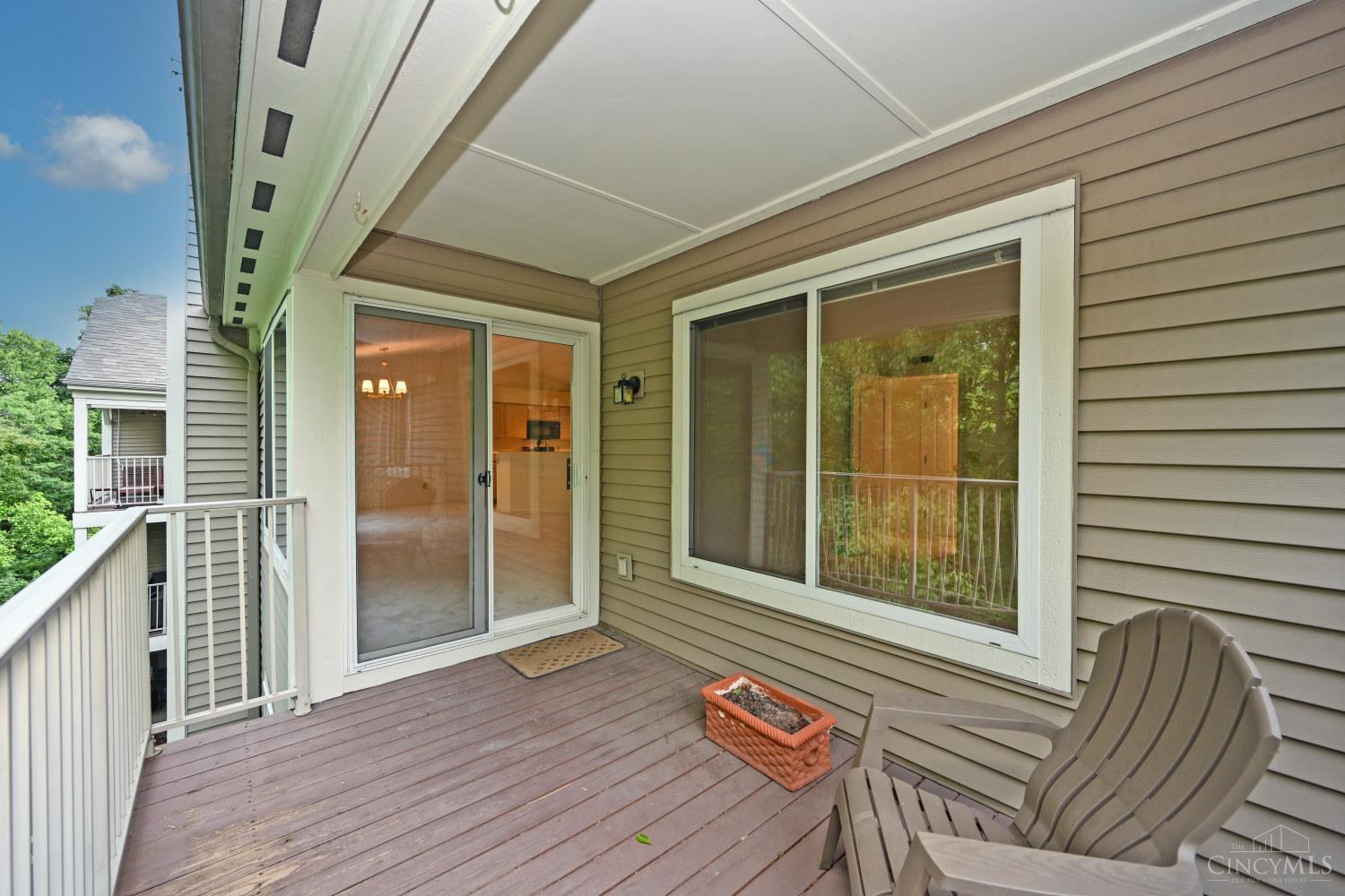 7905 Ramble View, Unit 301 Cincinnati, OH 45231 - Photo 34 of 44