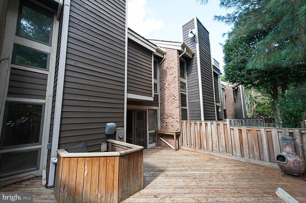 11011 Thrush Ridge Road Reston, VA 20191 - Photo 30 of 30 a house view with a outdoor space