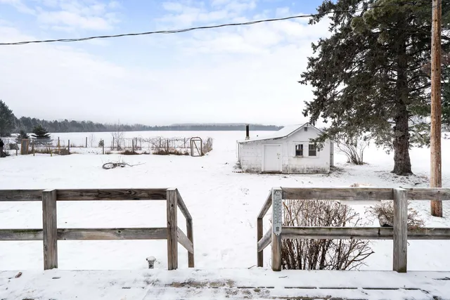 $180,000 | 9964 Highway 133, Meadowlands, MN 55765