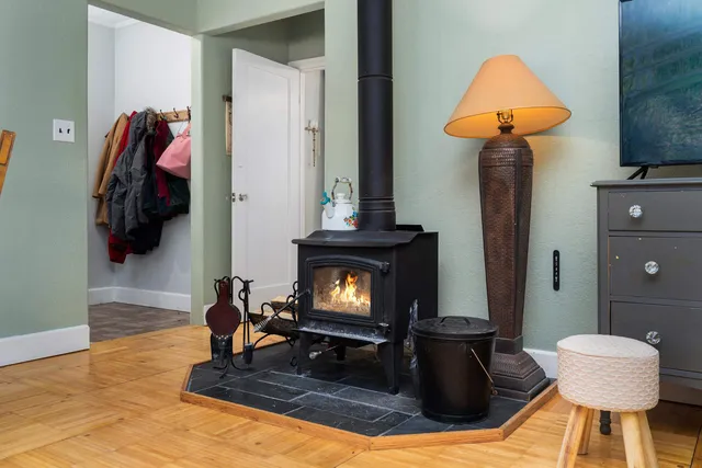 $180,000 | 9964 Highway 133, Meadowlands, MN 55765