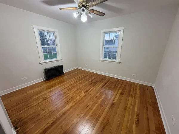 $499,900 | 423 South Center Street, Bensenville, IL 60106