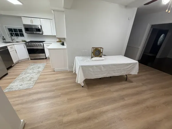 $499,900 | 423 South Center Street, Bensenville, IL 60106