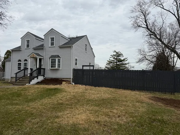 $499,900 | 423 South Center Street, Bensenville, IL 60106