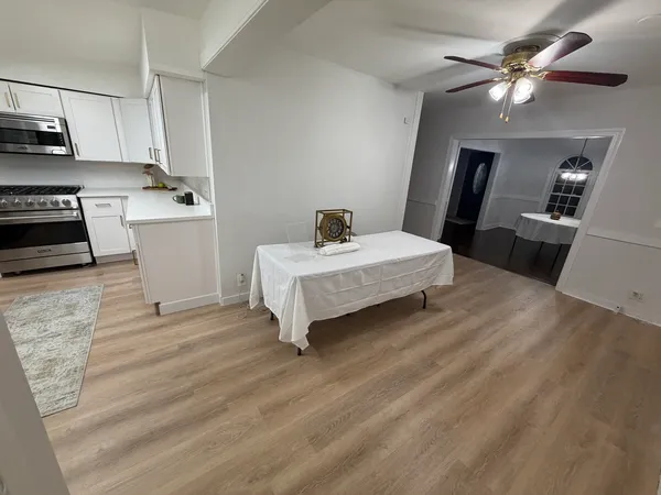 $499,900 | 423 South Center Street, Bensenville, IL 60106