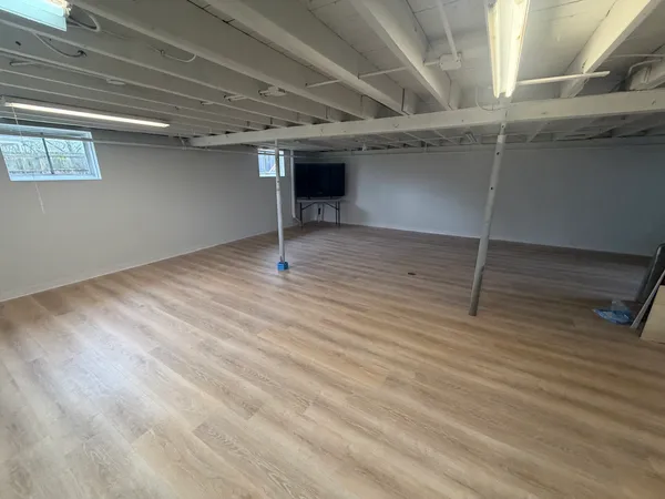 $499,900 | 423 South Center Street, Bensenville, IL 60106