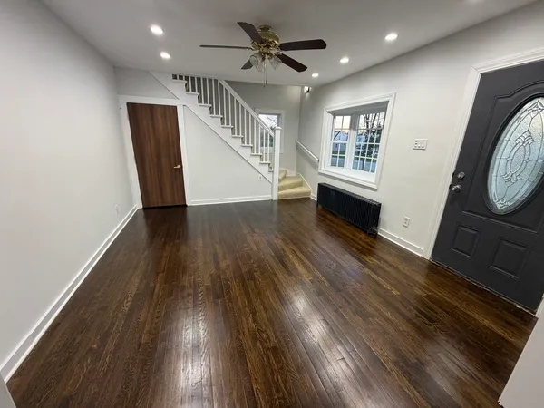 $499,900 | 423 South Center Street, Bensenville, IL 60106