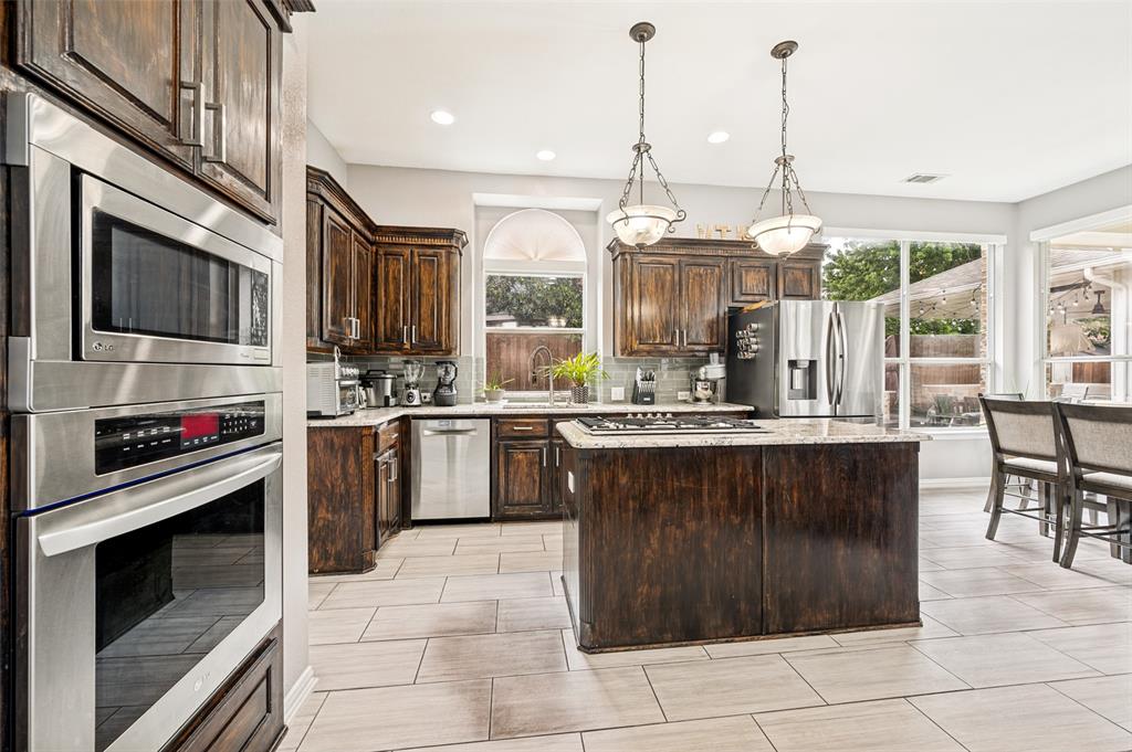 1700 Coyote Ridge Carrollton, TX 75010 - Photo 13 of 35