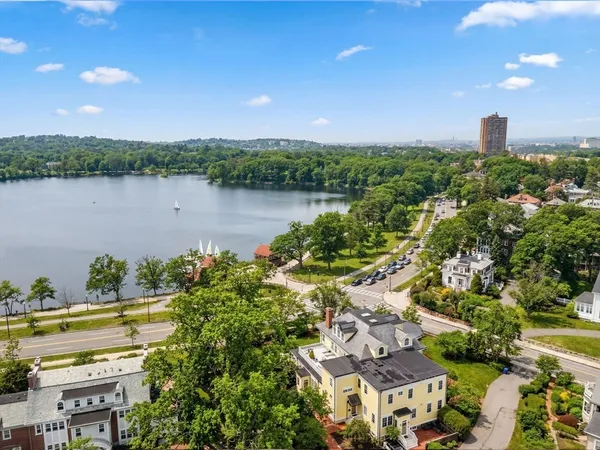$2,395,000 | 62 Pond Street, Boston, MA 02130