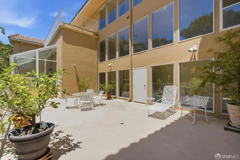 $1,060,000 | 416 Portofino Drive, Unit 303, San Carlos, CA 94070