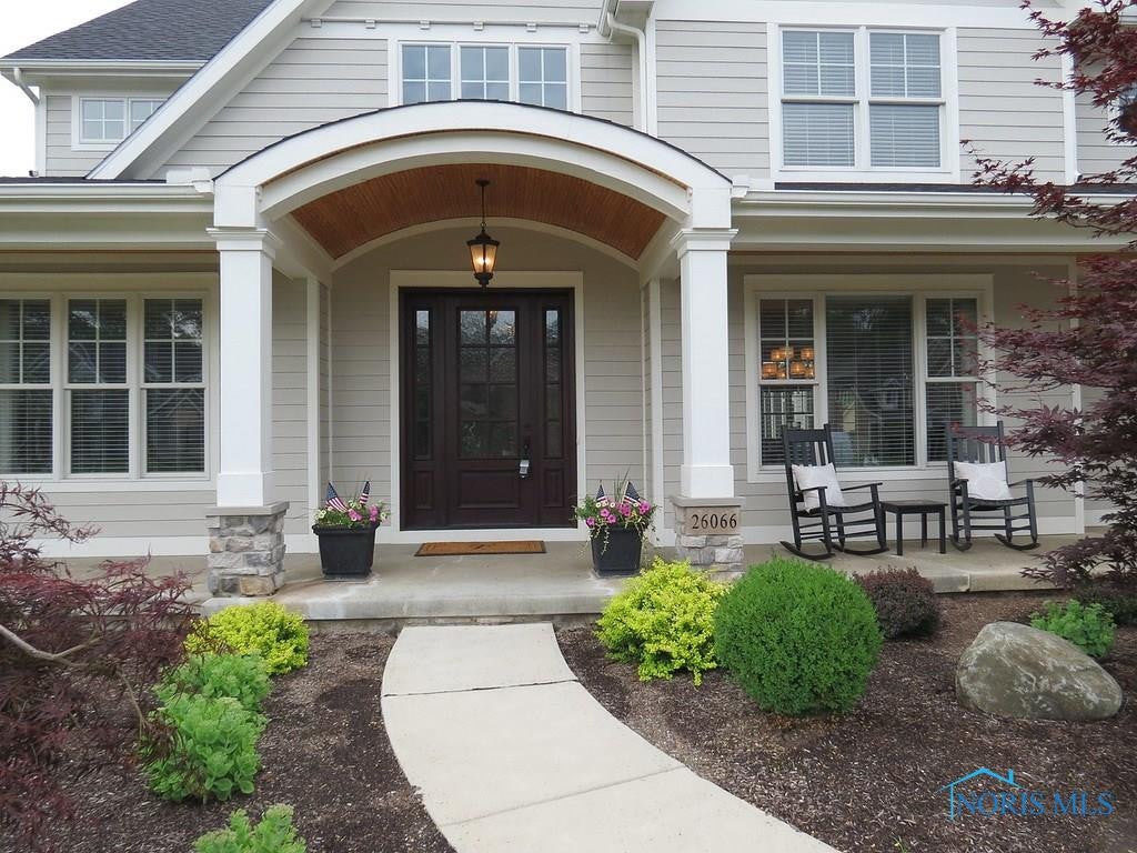 26066 Seminary Road Perrysburg, OH 43551 - Photo 2 of 36 Gallery Image 2