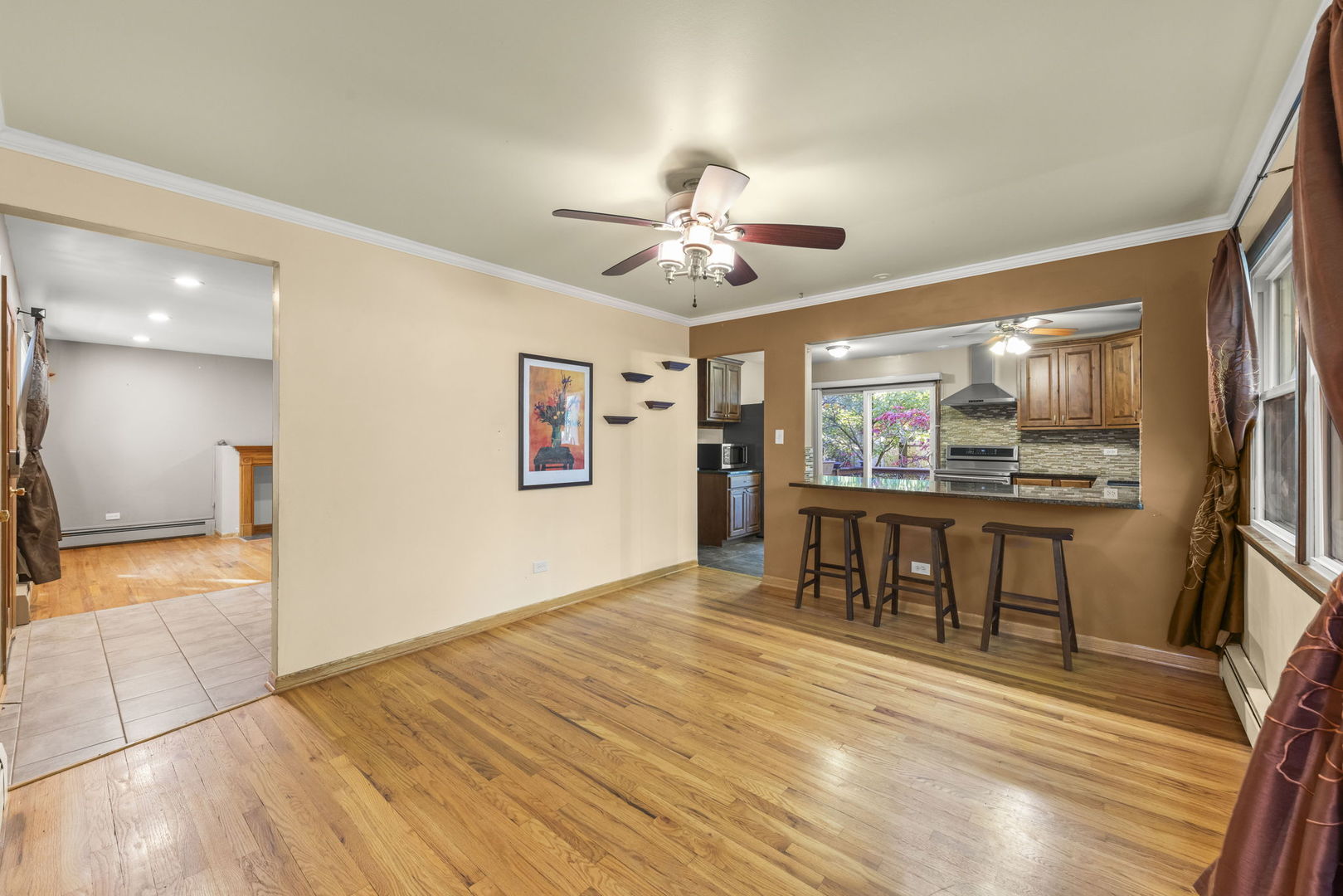 18000 Armitage Court Homewood, IL 60430 - Photo 12 of 23 a view of a kitchen and dining room