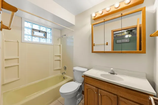 $350,000 | 18000 Armitage Court, Homewood, IL 60430